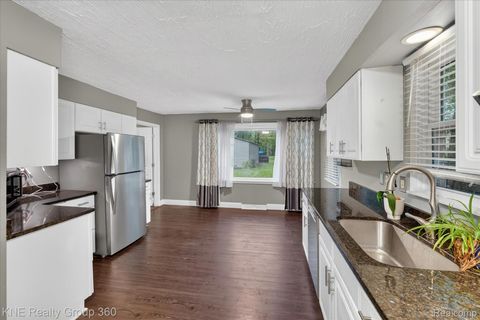 Tiny photo for 38152 Hixford Place, Westland City, MI 48185 (MLS # 20261033948)