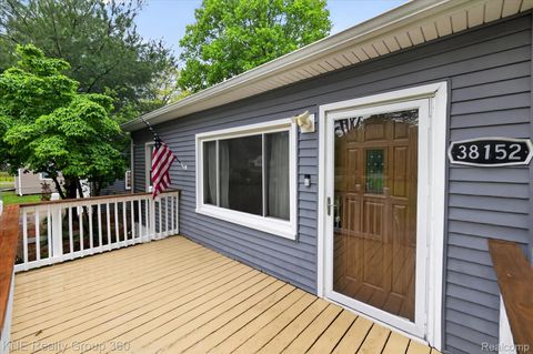 Tiny photo for 38152 Hixford Place, Westland City, MI 48185 (MLS # 20261033948)
