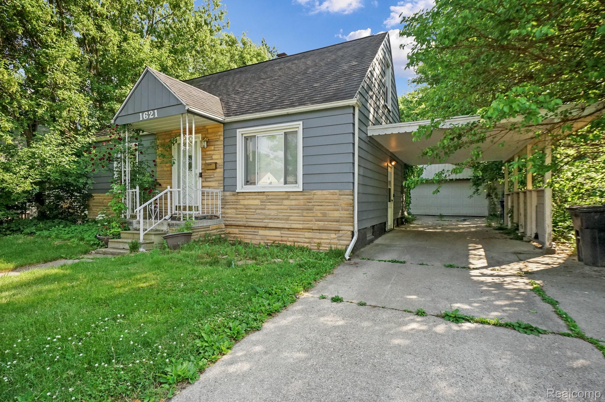 1621 GREENBROOK Lane