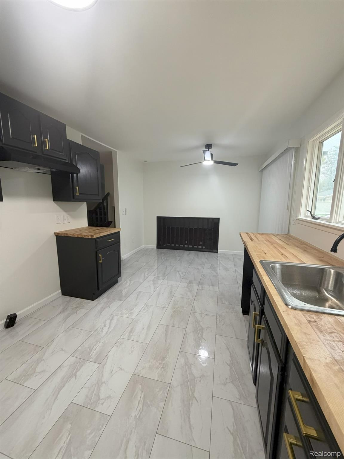 5348 Winshall Drive