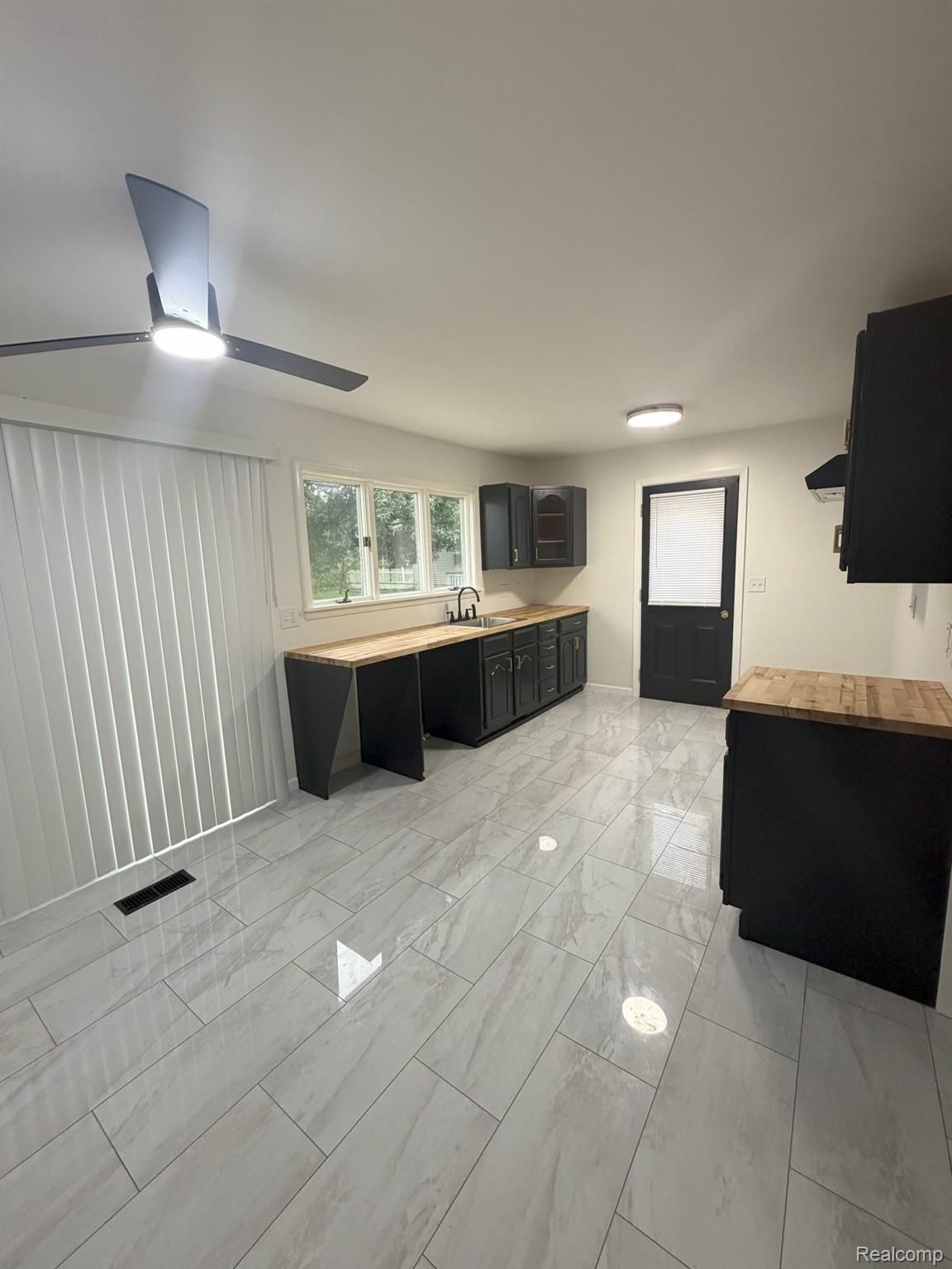 5348 Winshall Drive