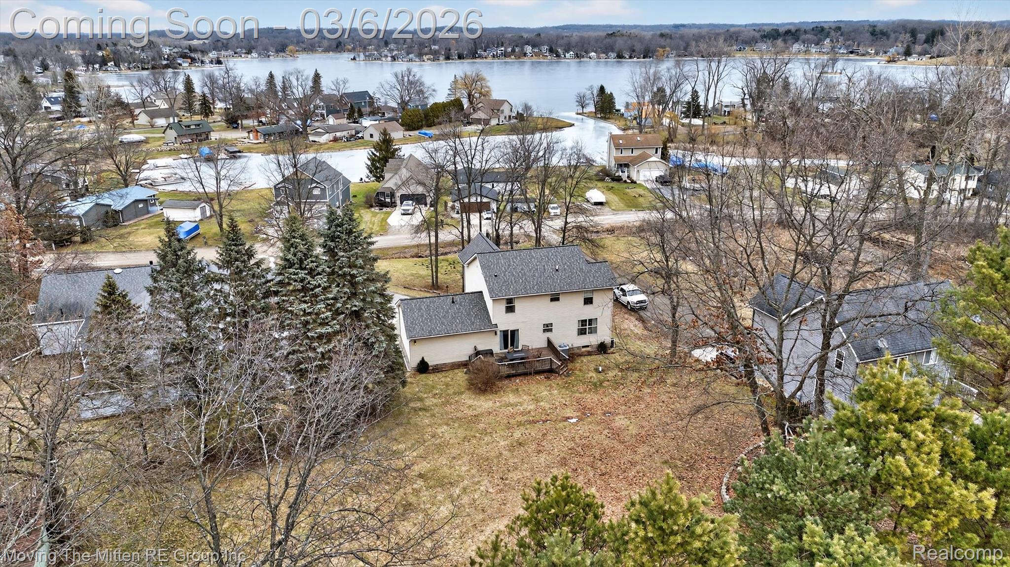 10129 Walnut Shores Drive