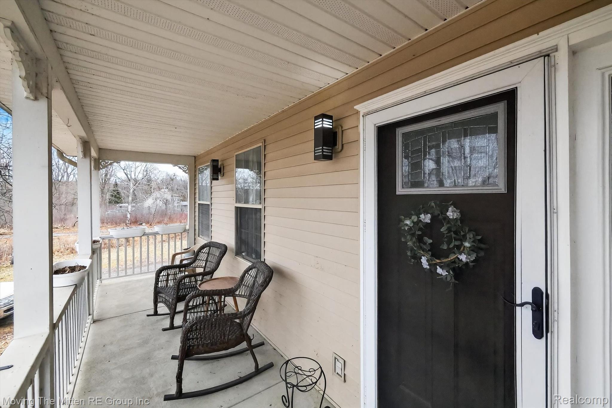 10129 Walnut Shores Drive