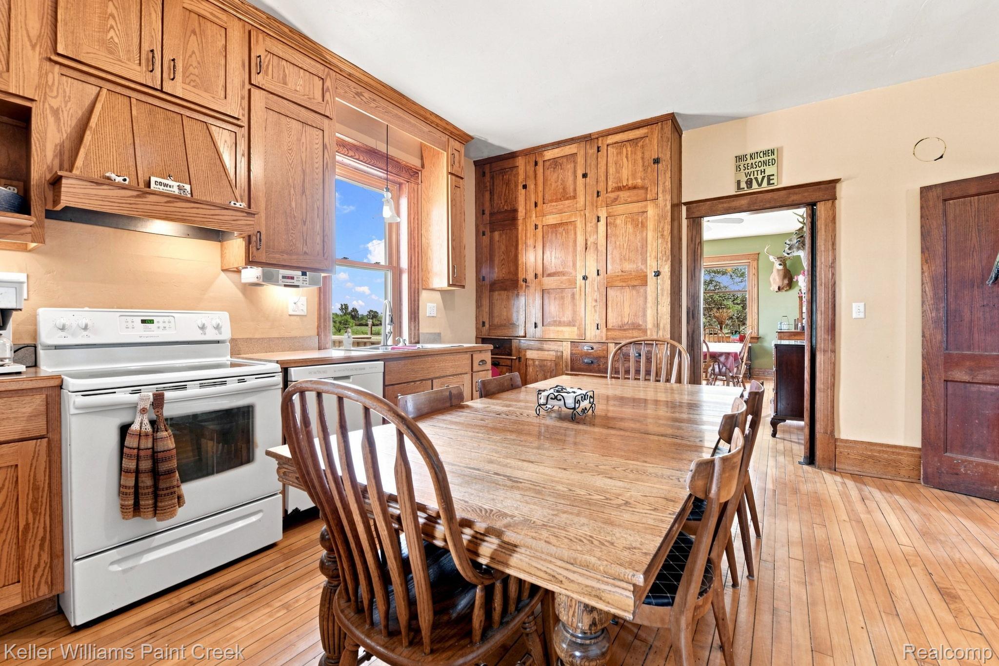8850-31.17 Lohr Road