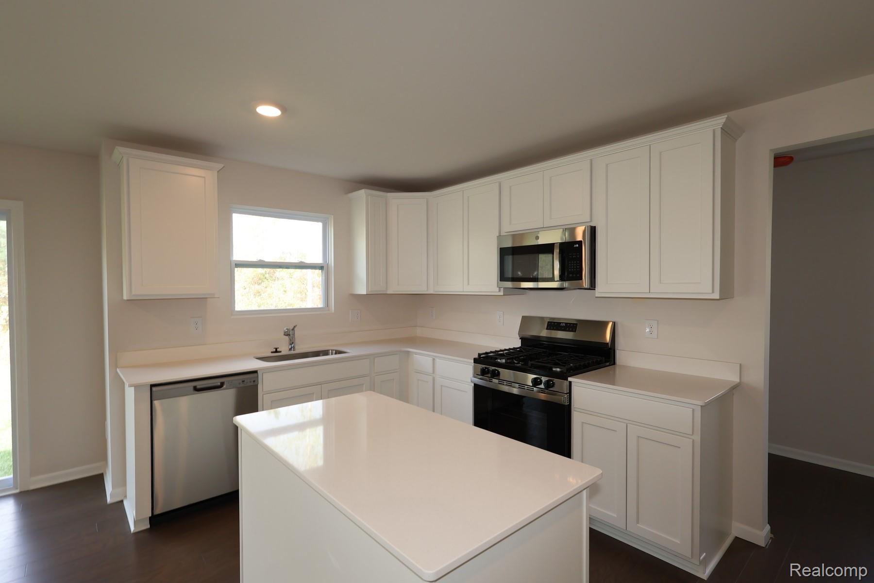 4233 Cedar Lane