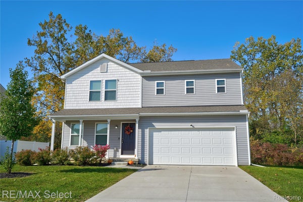 2288 HUNTER LN, BURTON, MI 48519 - Image a04bfde4a7ca6d2b6495e528d2365fc4/3788056117