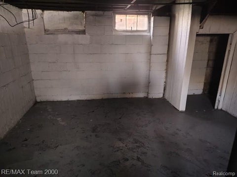 Tiny photo for 18495 Goulburn Street, Detroit City, MI 48205 (MLS # 20261079734)
