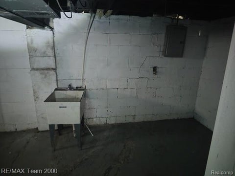 Tiny photo for 18495 Goulburn Street, Detroit City, MI 48205 (MLS # 20261079734)