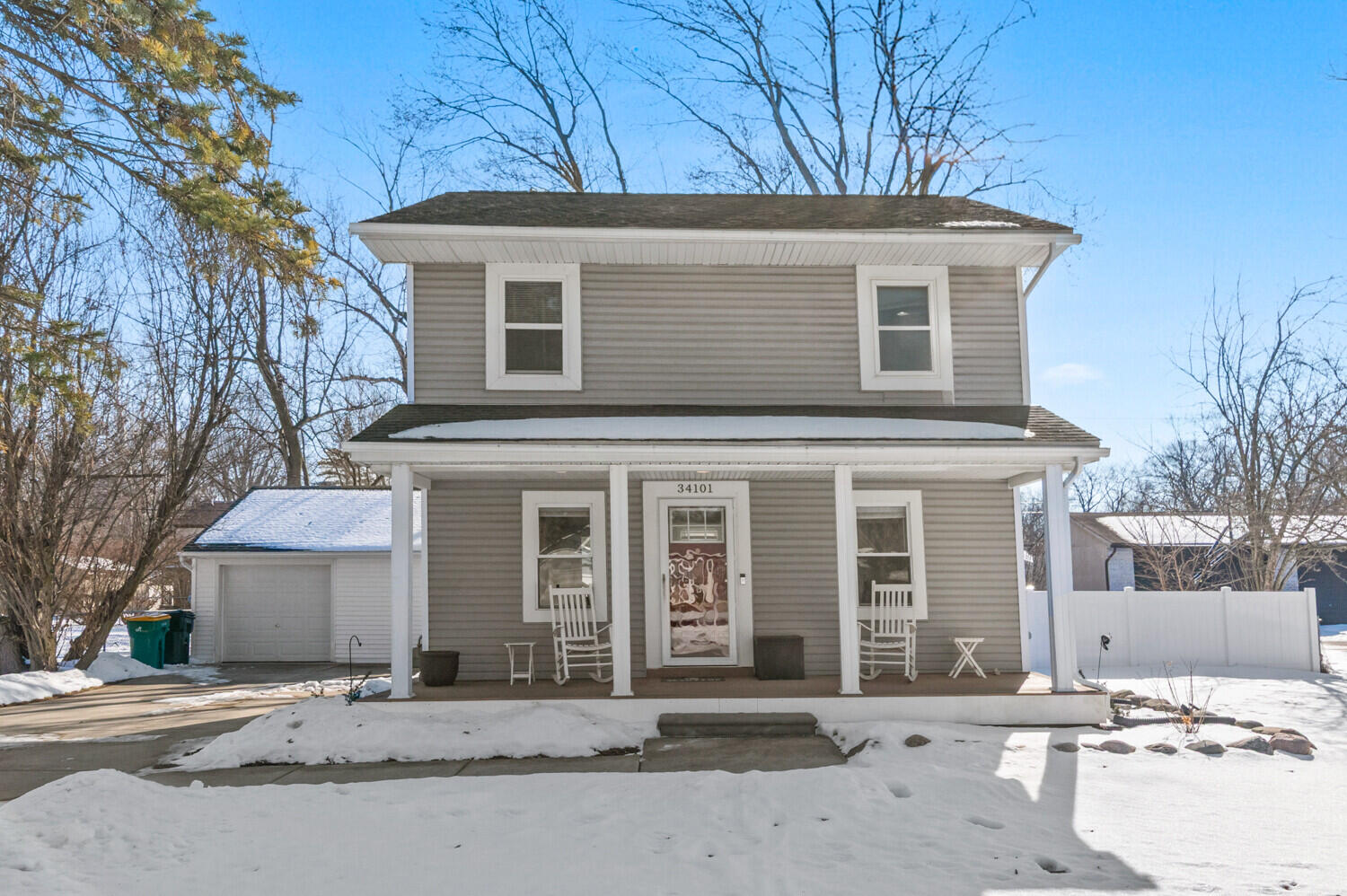 34101 Harlowshire Street