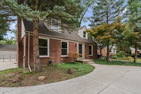 Tiny photo for 14041 Vernon Street, Oak Park City, MI 48237 (MLS # 81026054580)