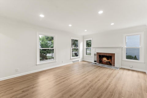Tiny photo for 14041 Vernon Street, Oak Park City, MI 48237 (MLS # 81026054580)