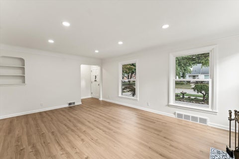 Tiny photo for 14041 Vernon Street, Oak Park City, MI 48237 (MLS # 81026054580)