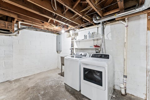 Tiny photo for 14041 Vernon Street, Oak Park City, MI 48237 (MLS # 81026054580)