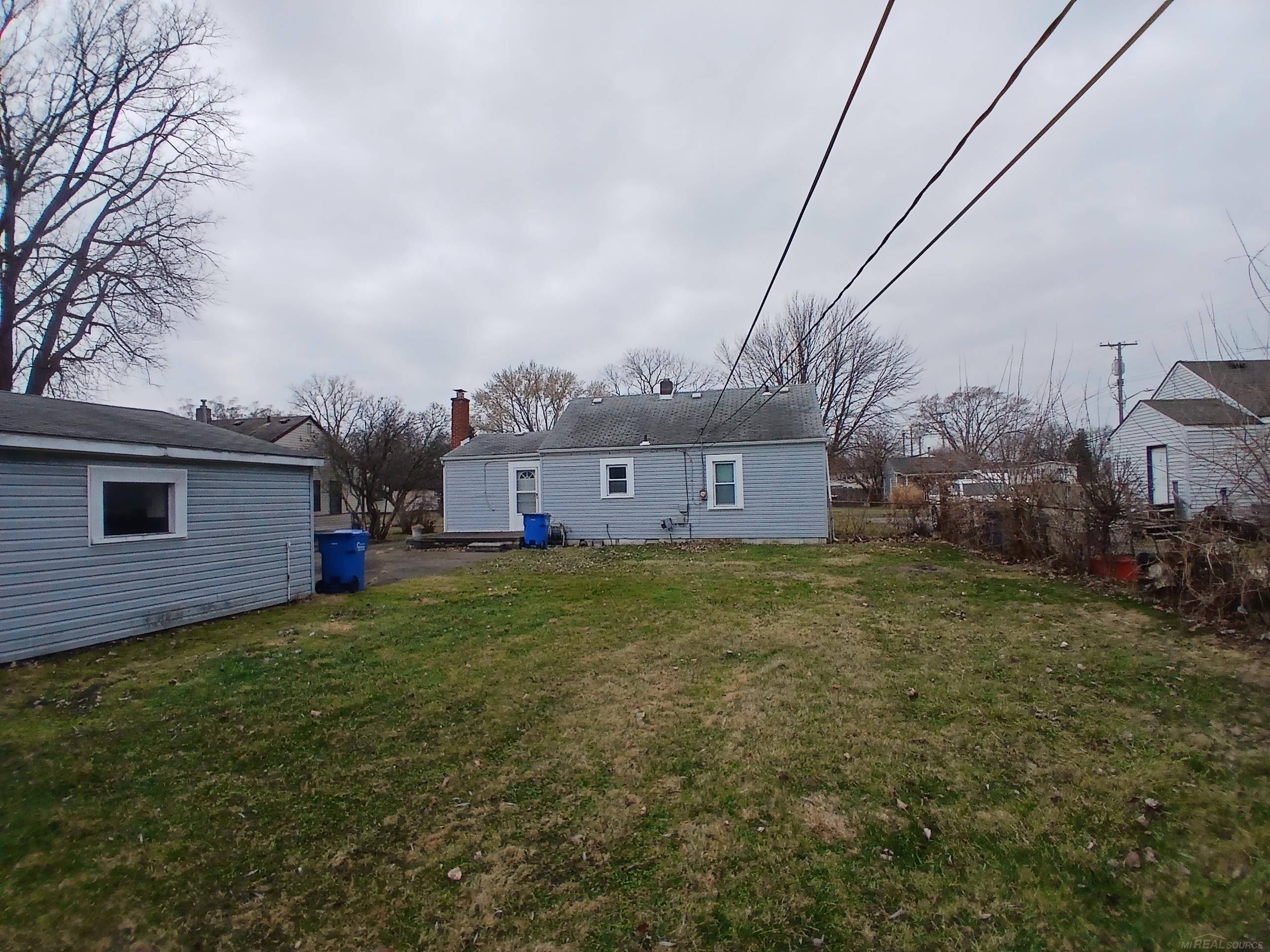 24894 Marigold Avenue