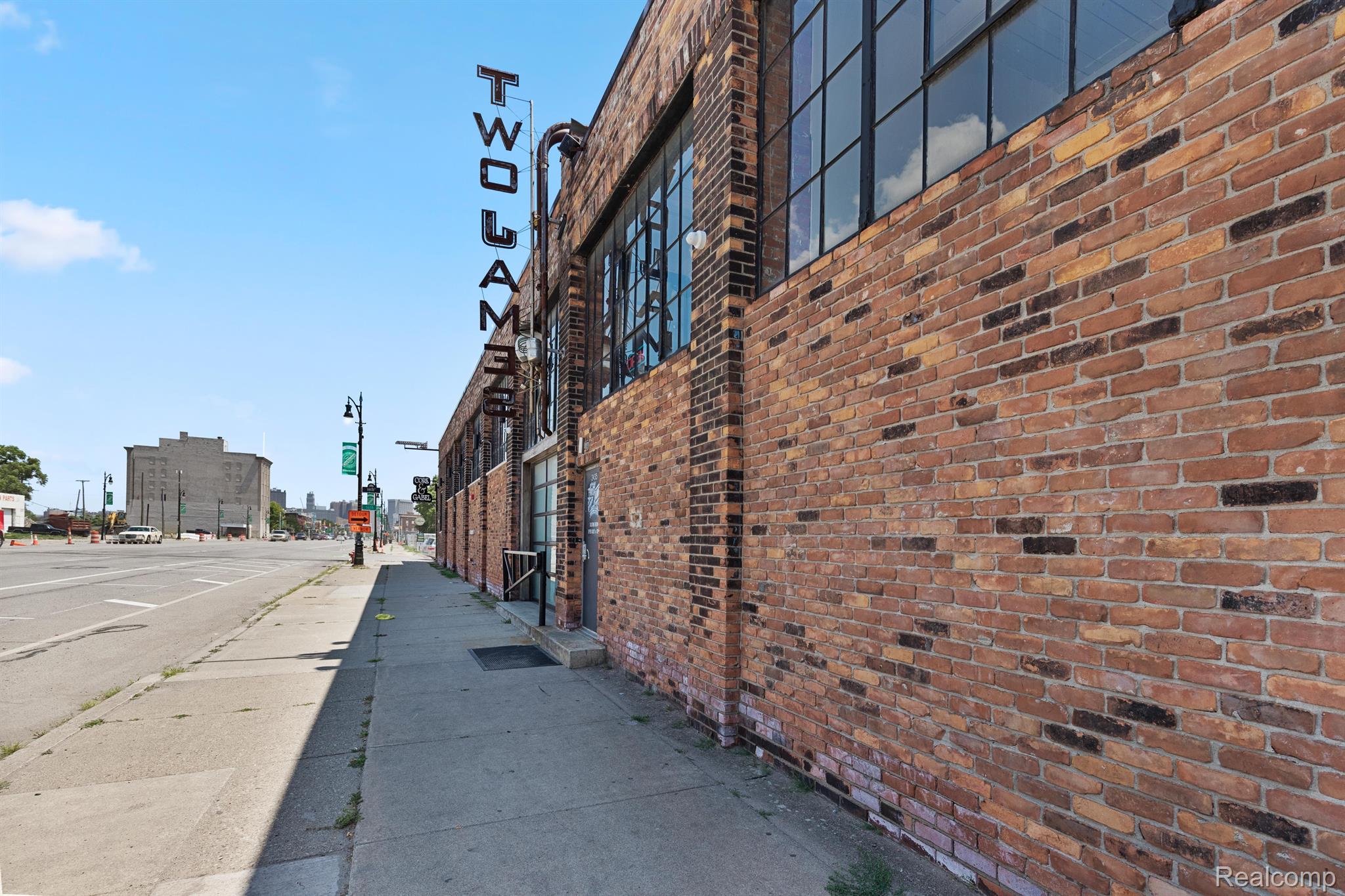 Detroit, Michigan 48208, United States, 2 Bedrooms Bedrooms, ,3 BathroomsBathrooms,Residential,Active,25961