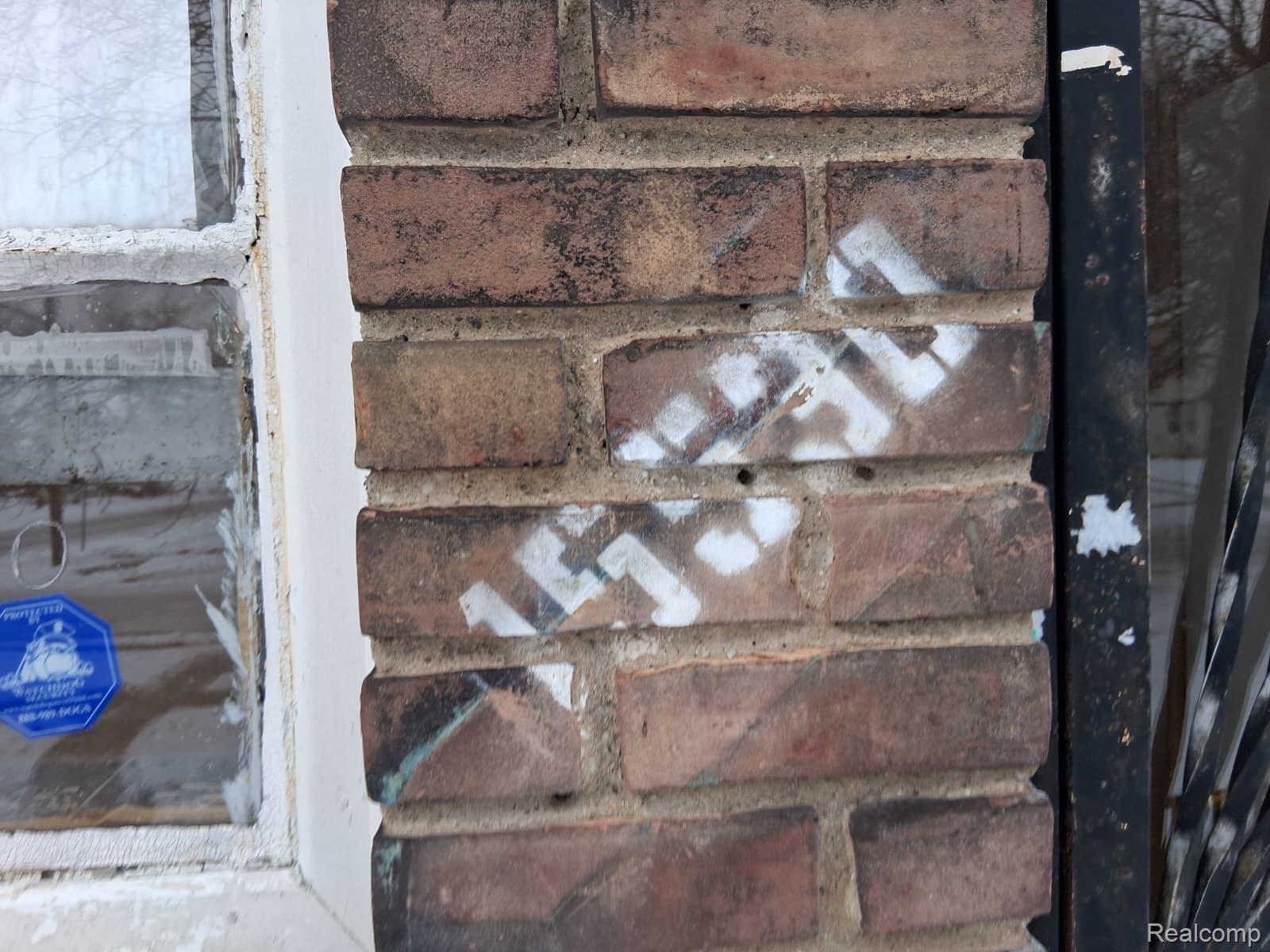 15530 Winthrop Street