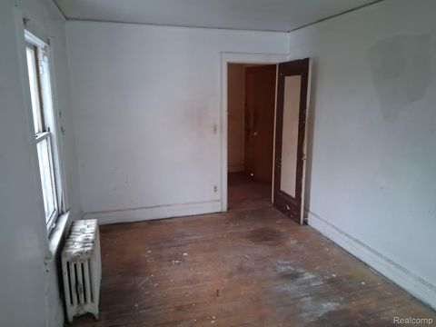 Tiny photo for 15530 Winthrop Street, Detroit City, MI 48227 (MLS # 20261005768)