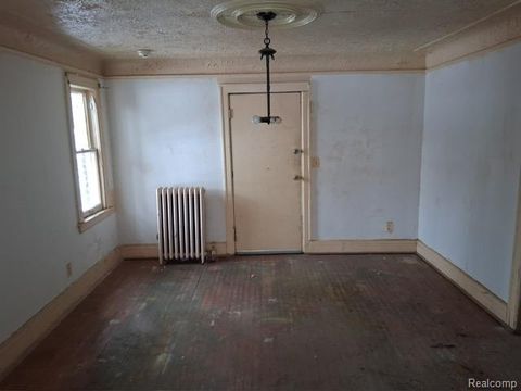 Tiny photo for 15530 Winthrop Street, Detroit City, MI 48227 (MLS # 20261005768)