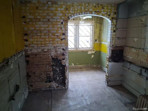 Tiny photo for 15530 Winthrop Street, Detroit City, MI 48227 (MLS # 20261005768)