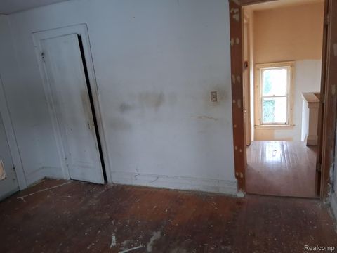 Tiny photo for 15530 Winthrop Street, Detroit City, MI 48227 (MLS # 20261005768)