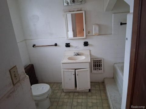 Tiny photo for 15530 Winthrop Street, Detroit City, MI 48227 (MLS # 20261005768)