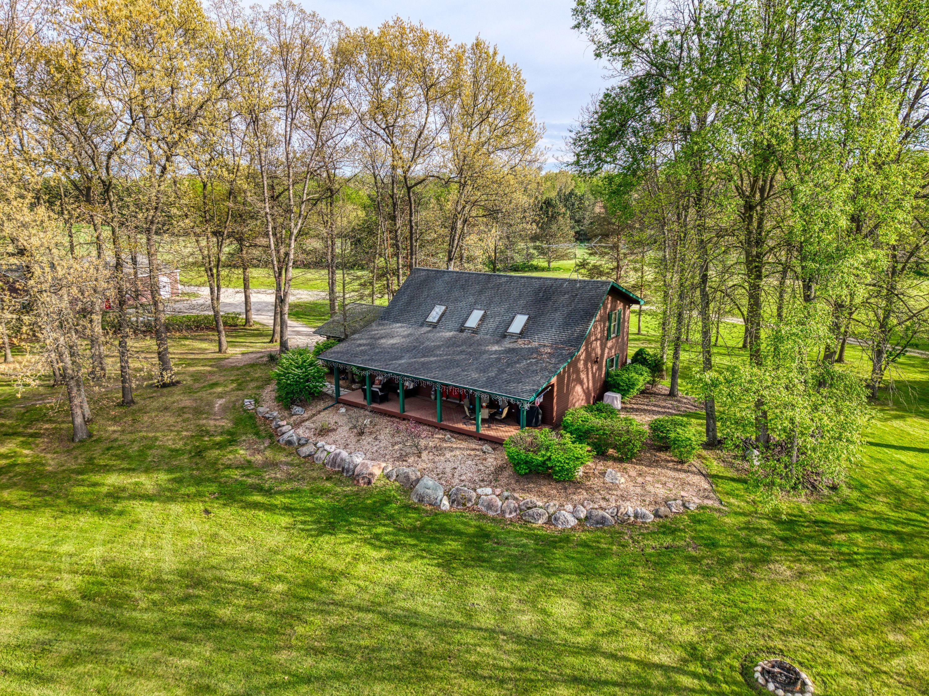 Howell Township Livingston, Michigan 48855, United States, 3 Bedrooms Bedrooms, ,2 BathroomsBathrooms,Residential,Pending,129788