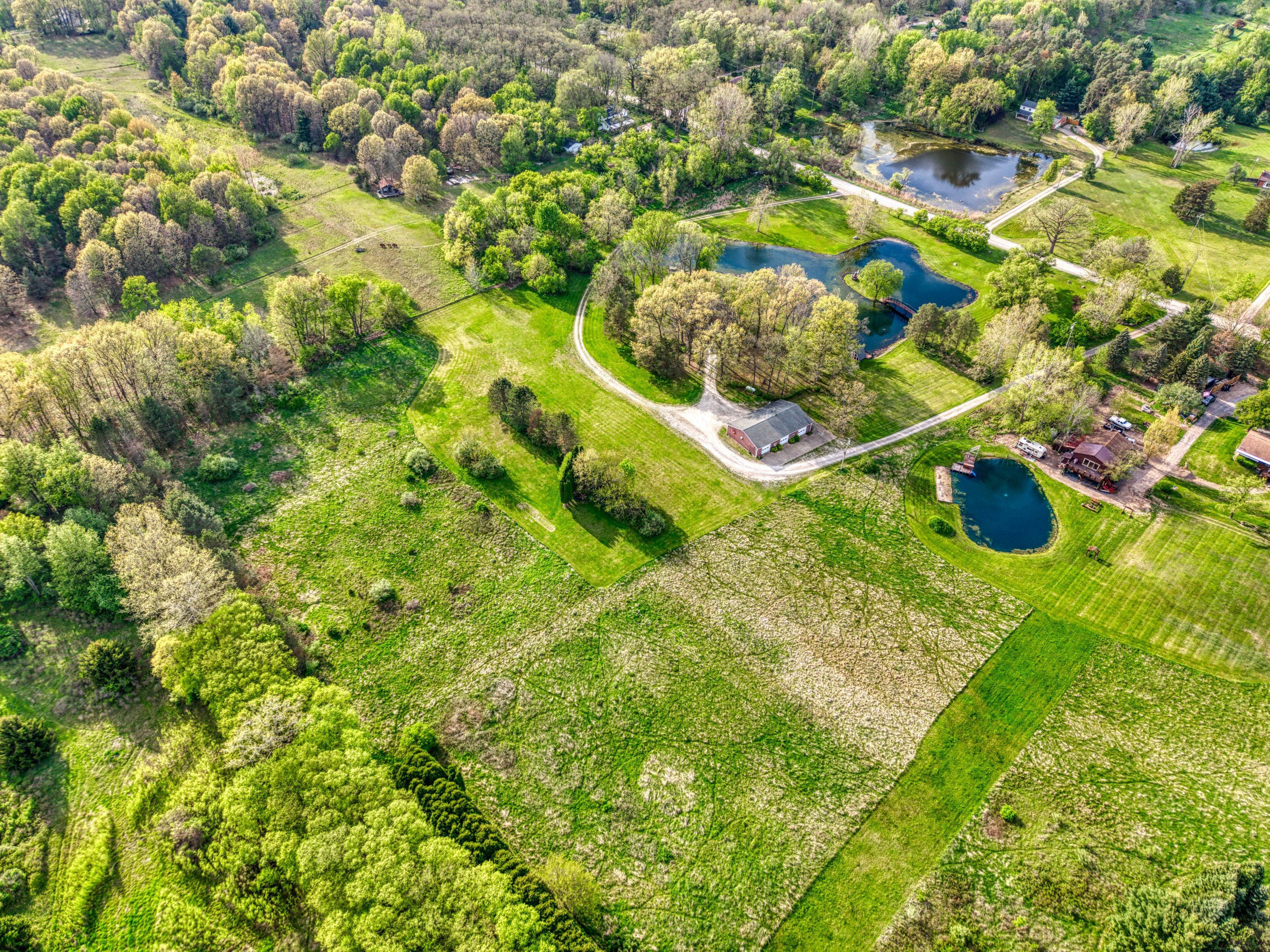 Howell Township Livingston, Michigan 48855, United States, 3 Bedrooms Bedrooms, ,2 BathroomsBathrooms,Residential,Pending,129788