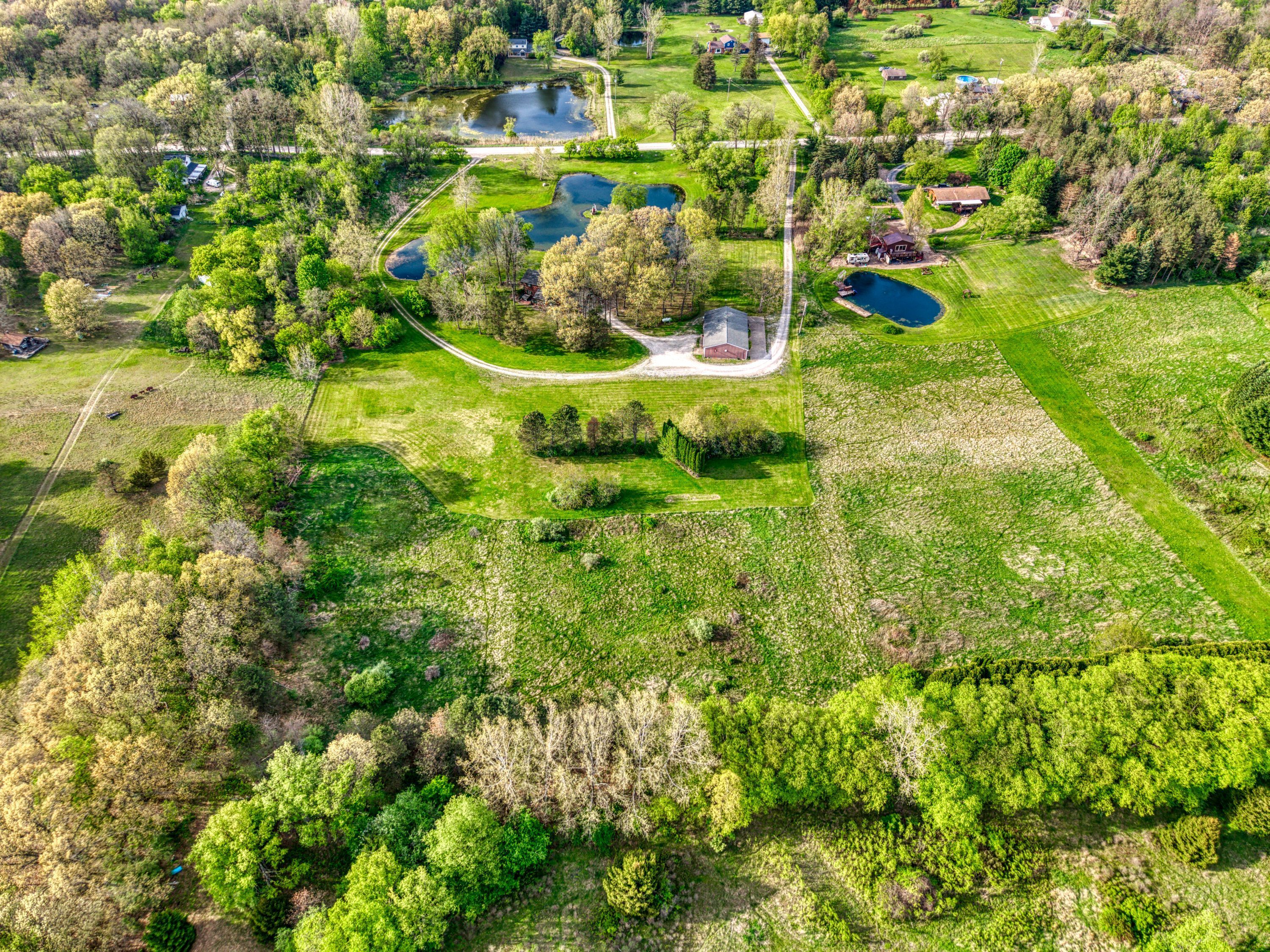 Howell Township Livingston, Michigan 48855, United States, 3 Bedrooms Bedrooms, ,2 BathroomsBathrooms,Residential,Pending,129788