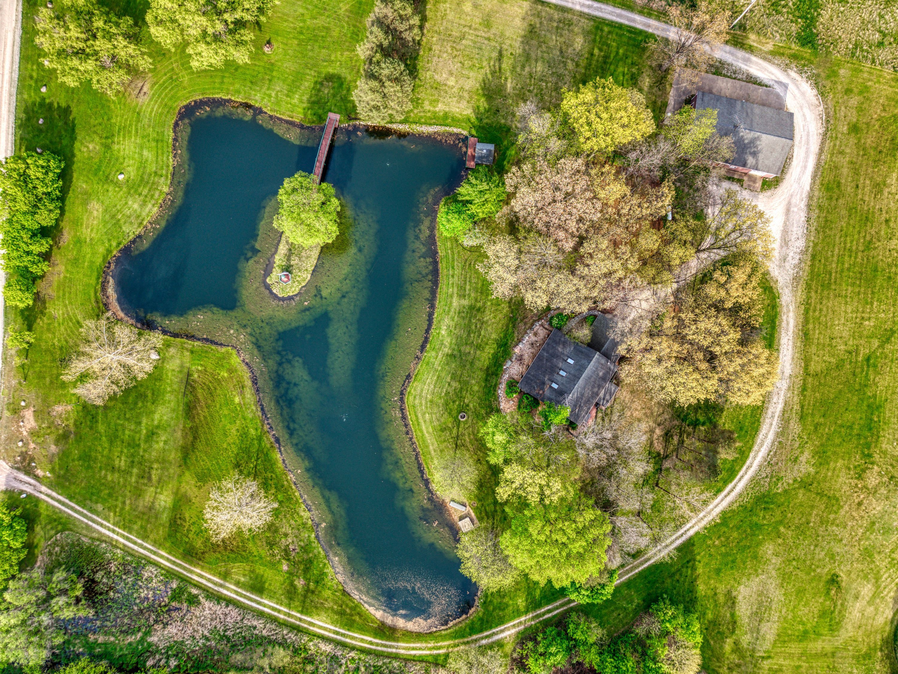 Howell Township Livingston, Michigan 48855, United States, 3 Bedrooms Bedrooms, ,2 BathroomsBathrooms,Residential,Pending,129788