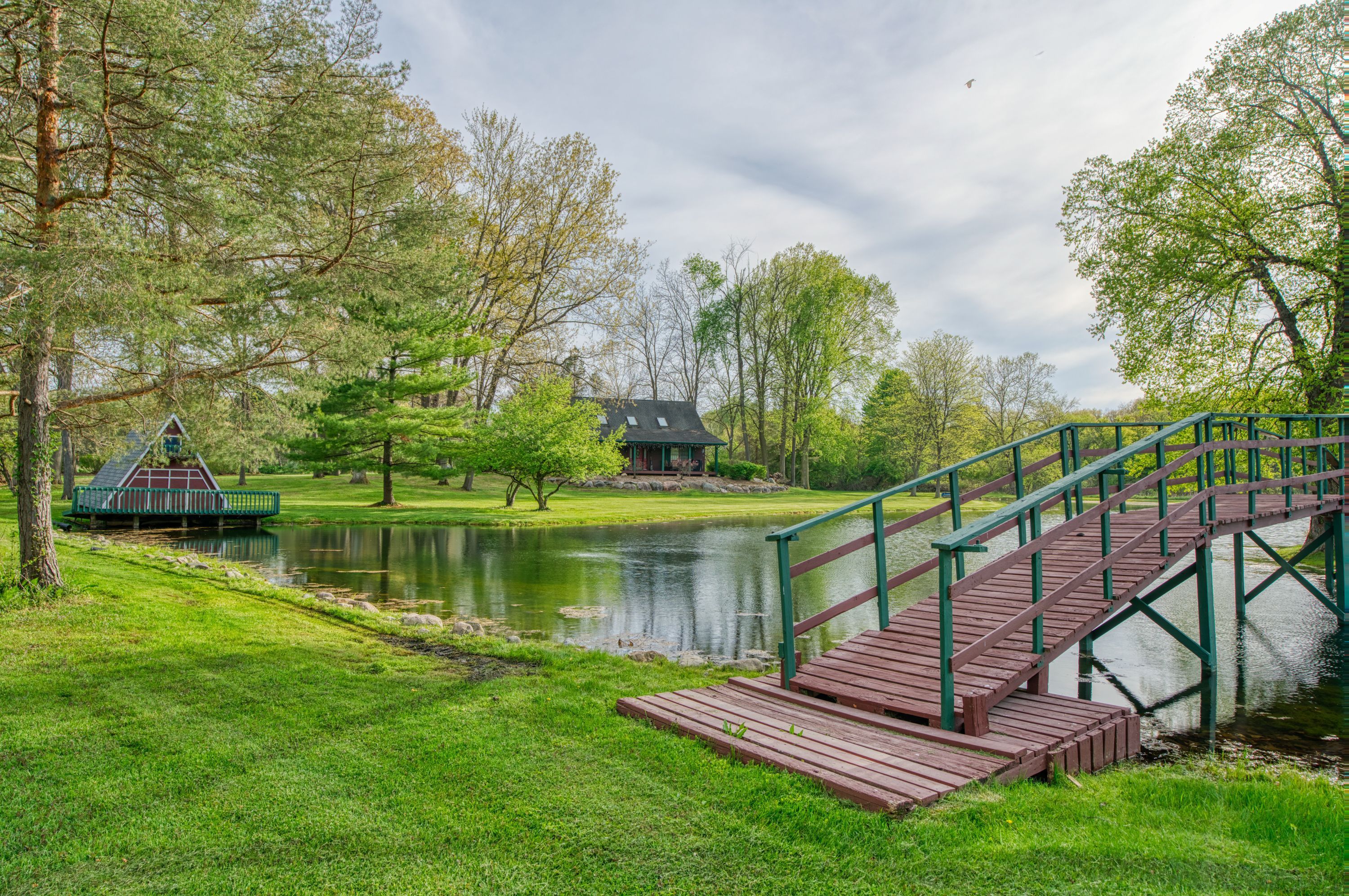 Howell Township Livingston, Michigan 48855, United States, 3 Bedrooms Bedrooms, ,2 BathroomsBathrooms,Residential,Pending,129788