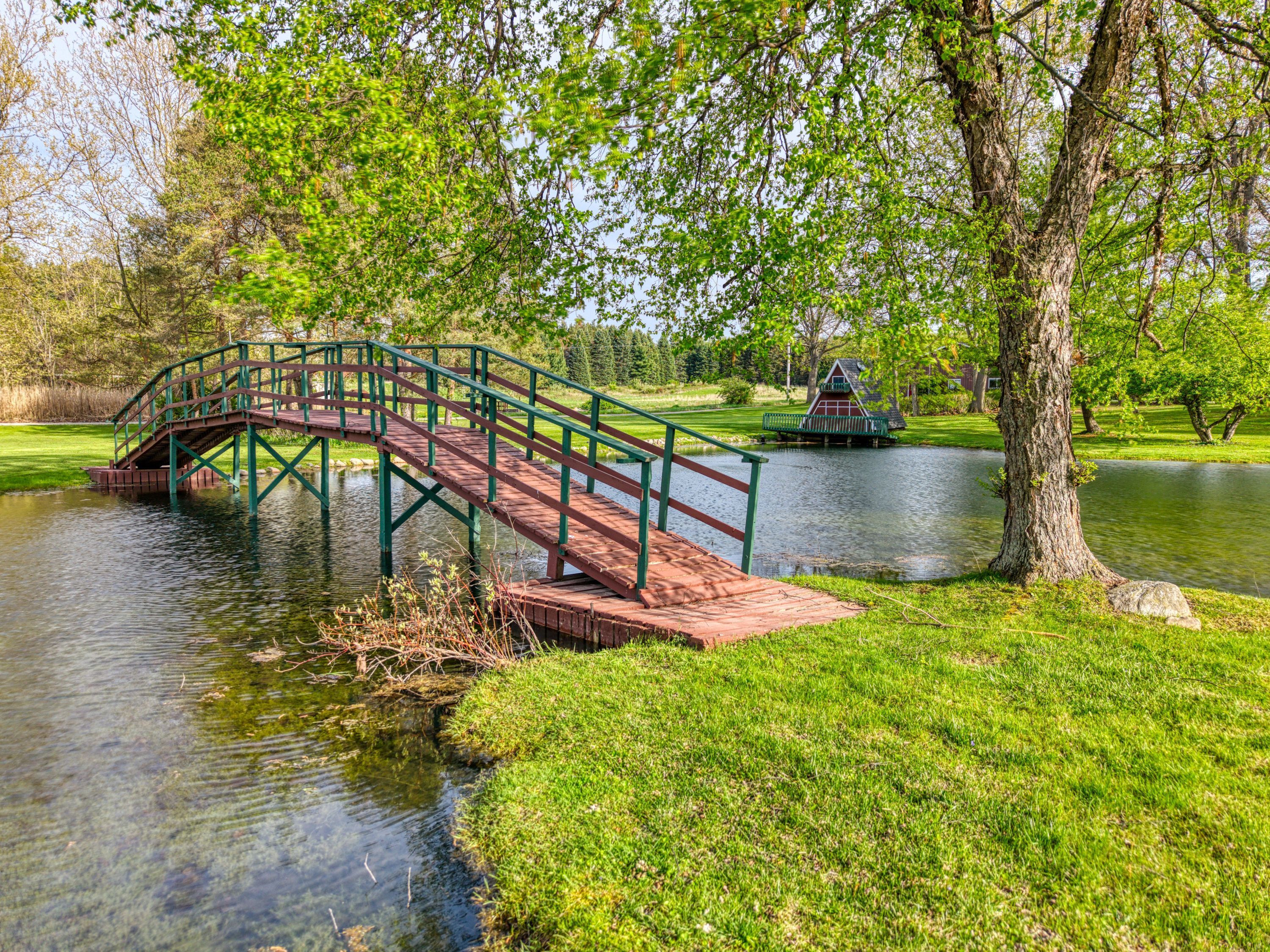 Howell Township Livingston, Michigan 48855, United States, 3 Bedrooms Bedrooms, ,2 BathroomsBathrooms,Residential,Pending,129788