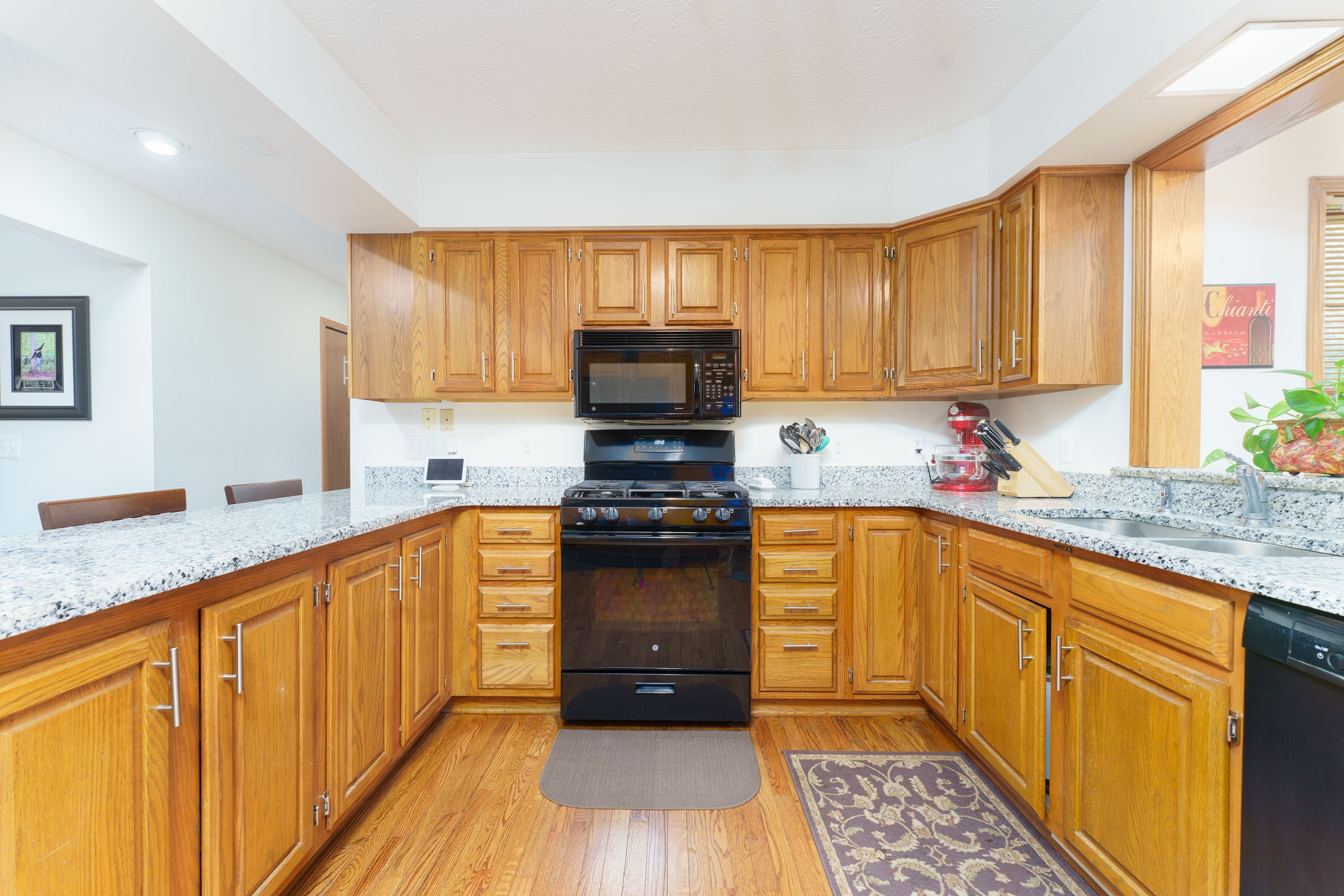 Howell Township Livingston, Michigan 48855, United States, 3 Bedrooms Bedrooms, ,2 BathroomsBathrooms,Residential,Pending,129788