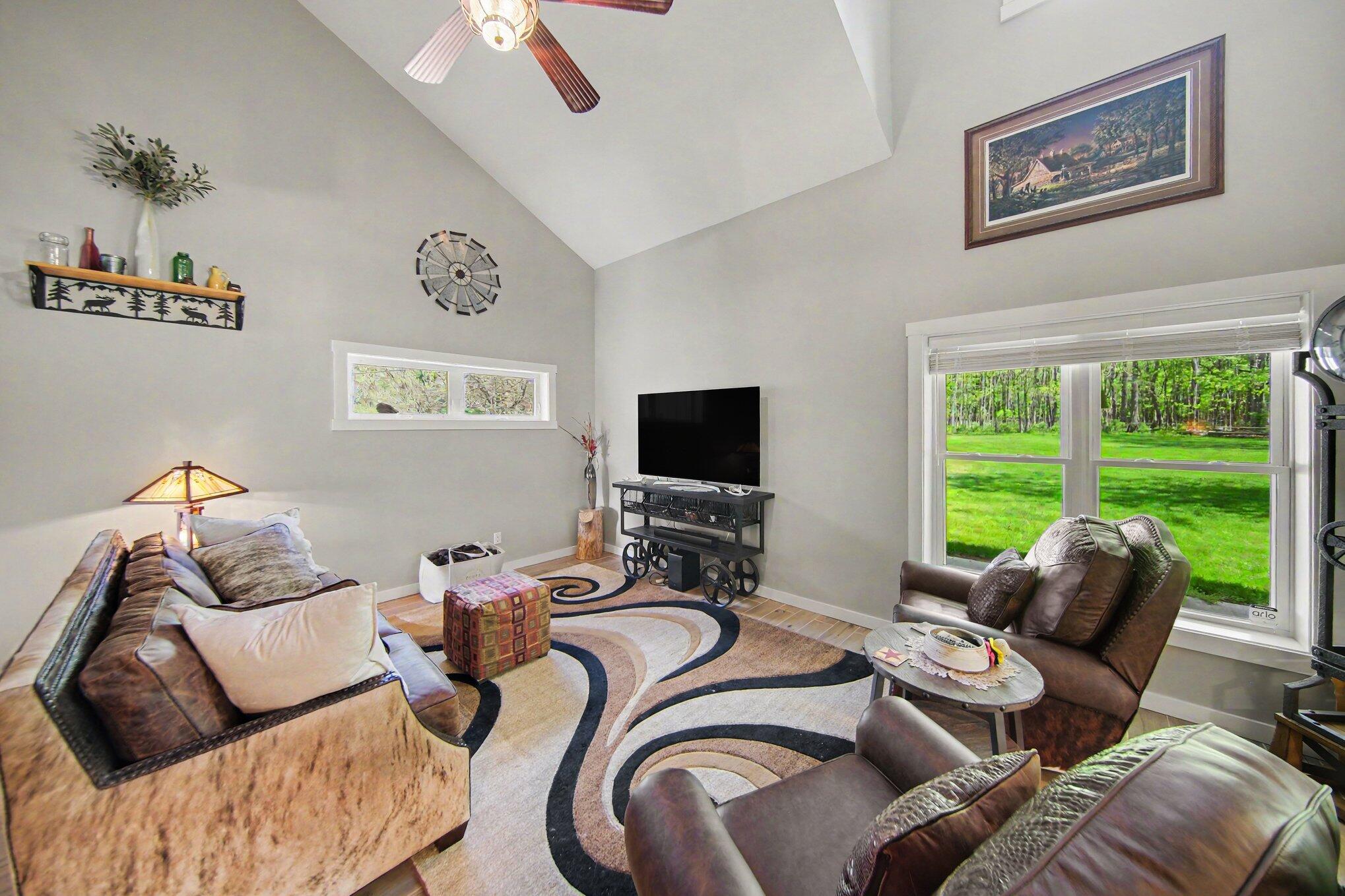 7572 Tucker Lane