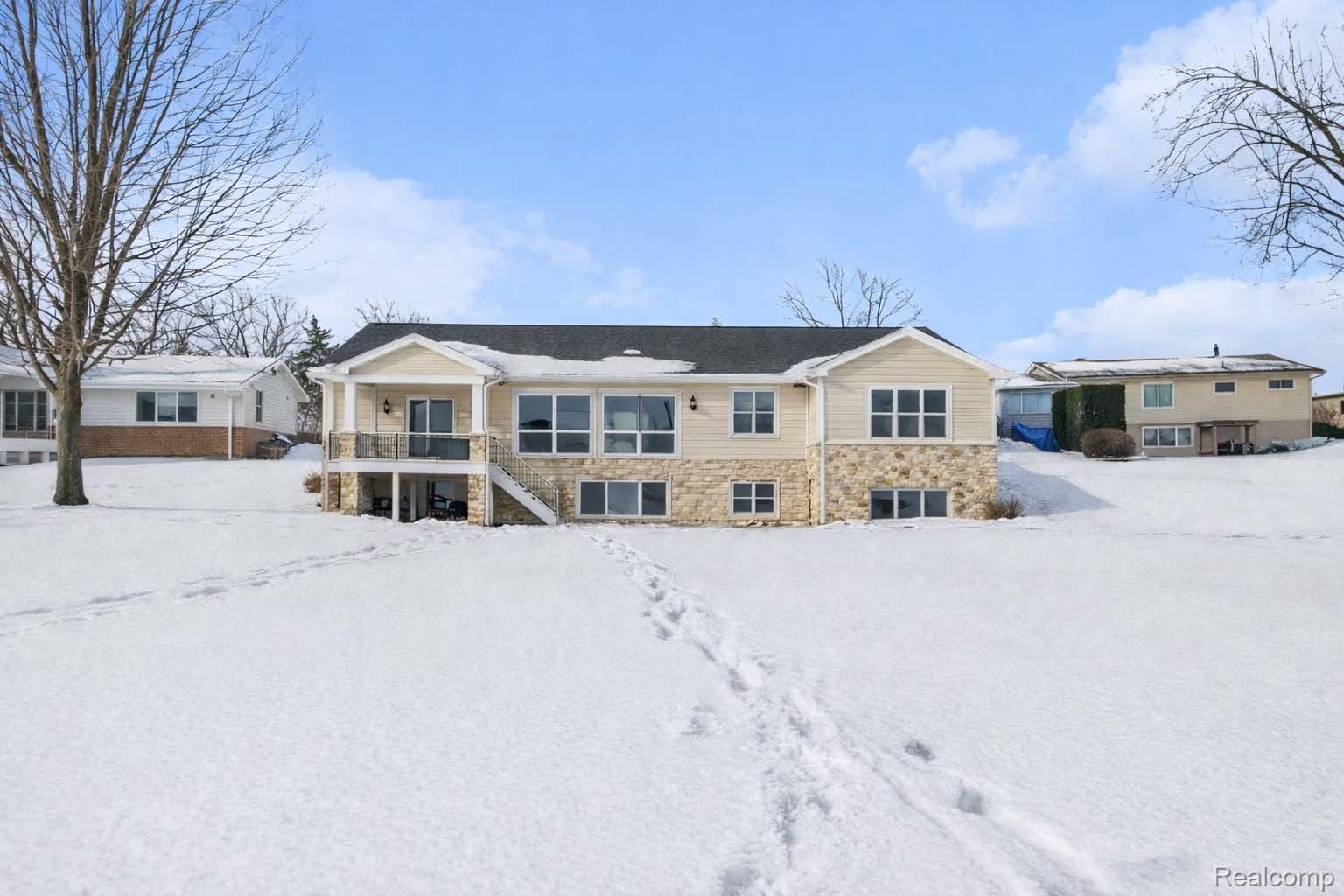 4100 Four Lakes Avenue