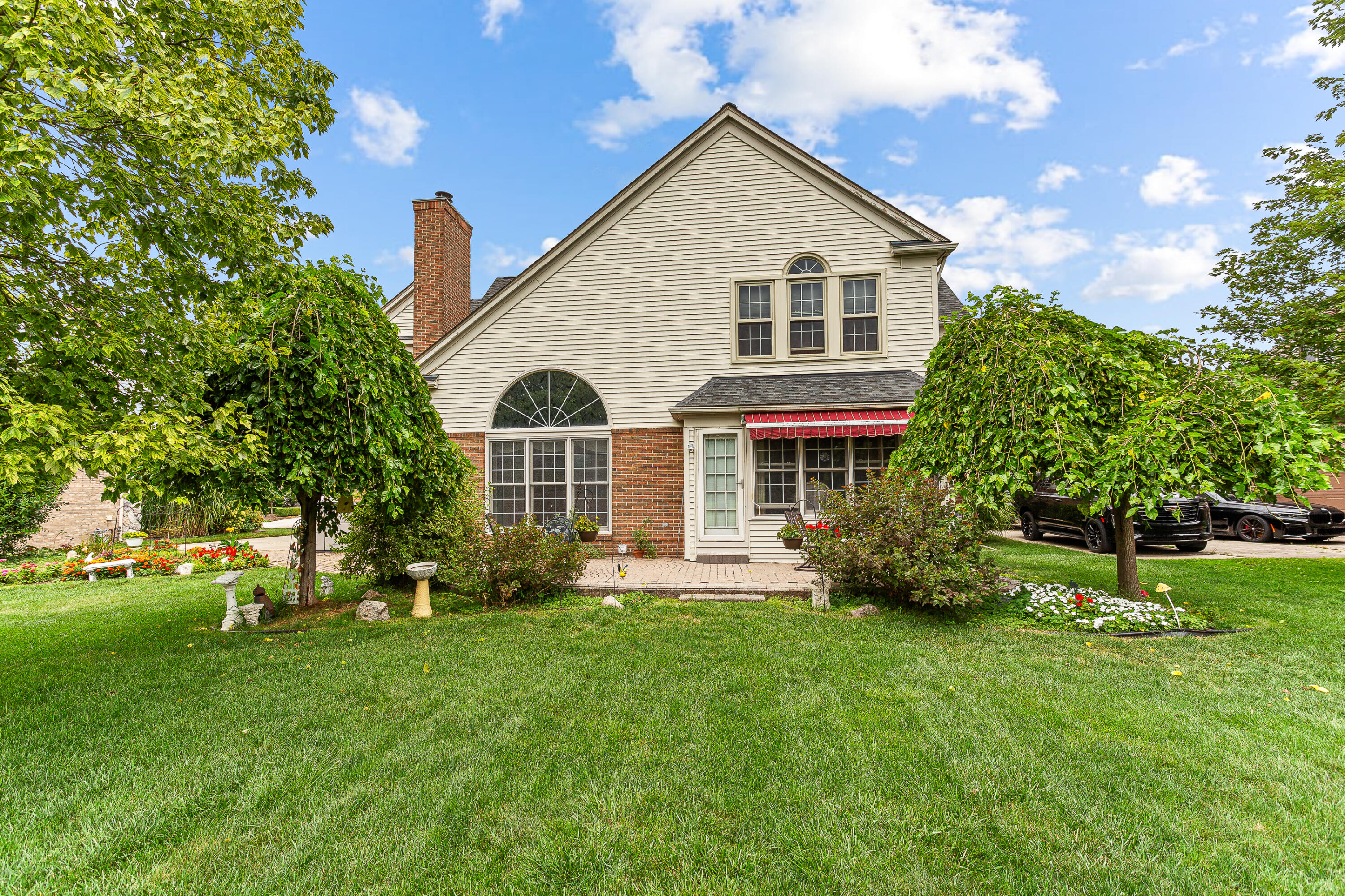 763 Sandalwood Road