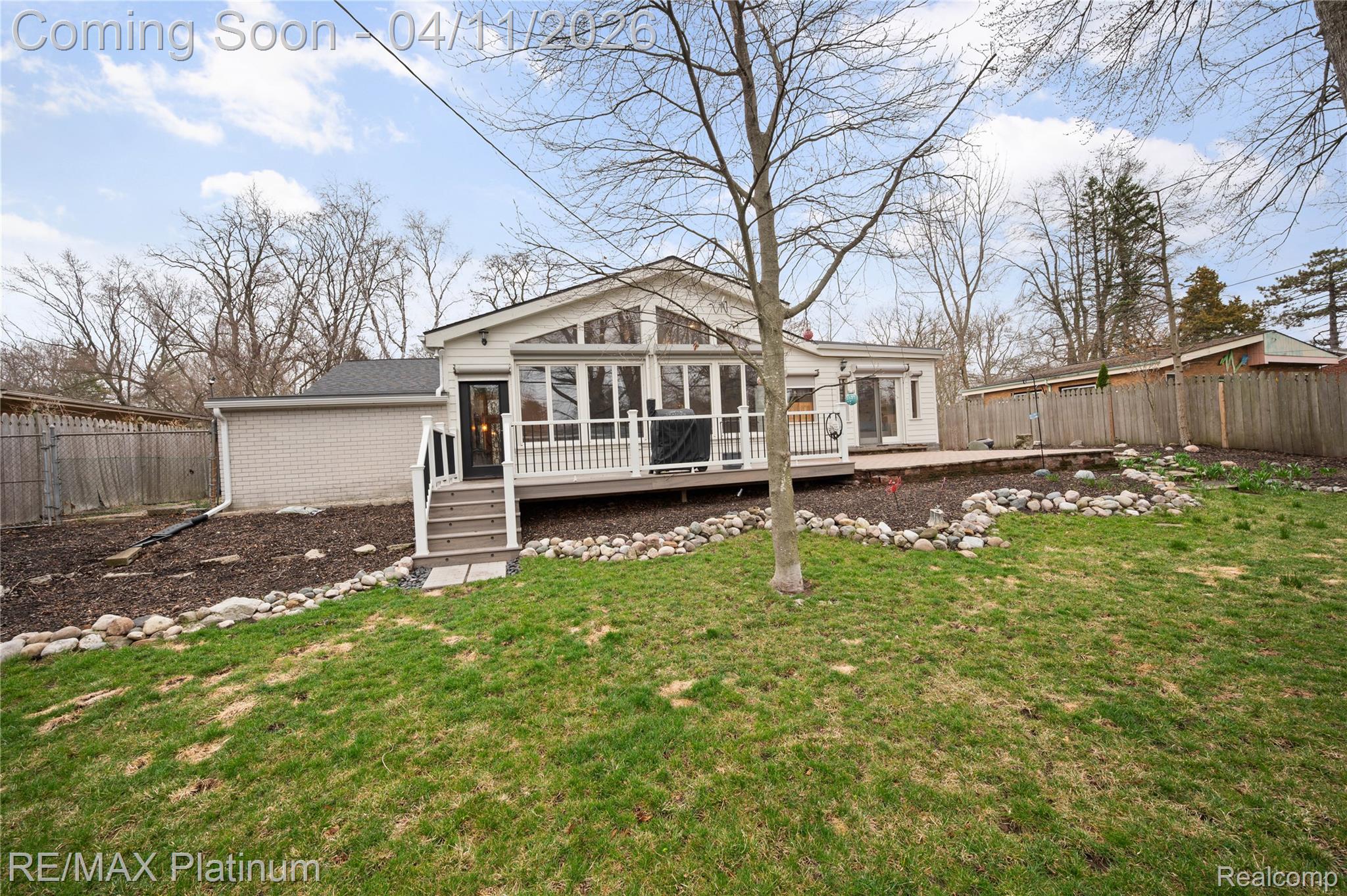 2454 N Middlebelt Road N