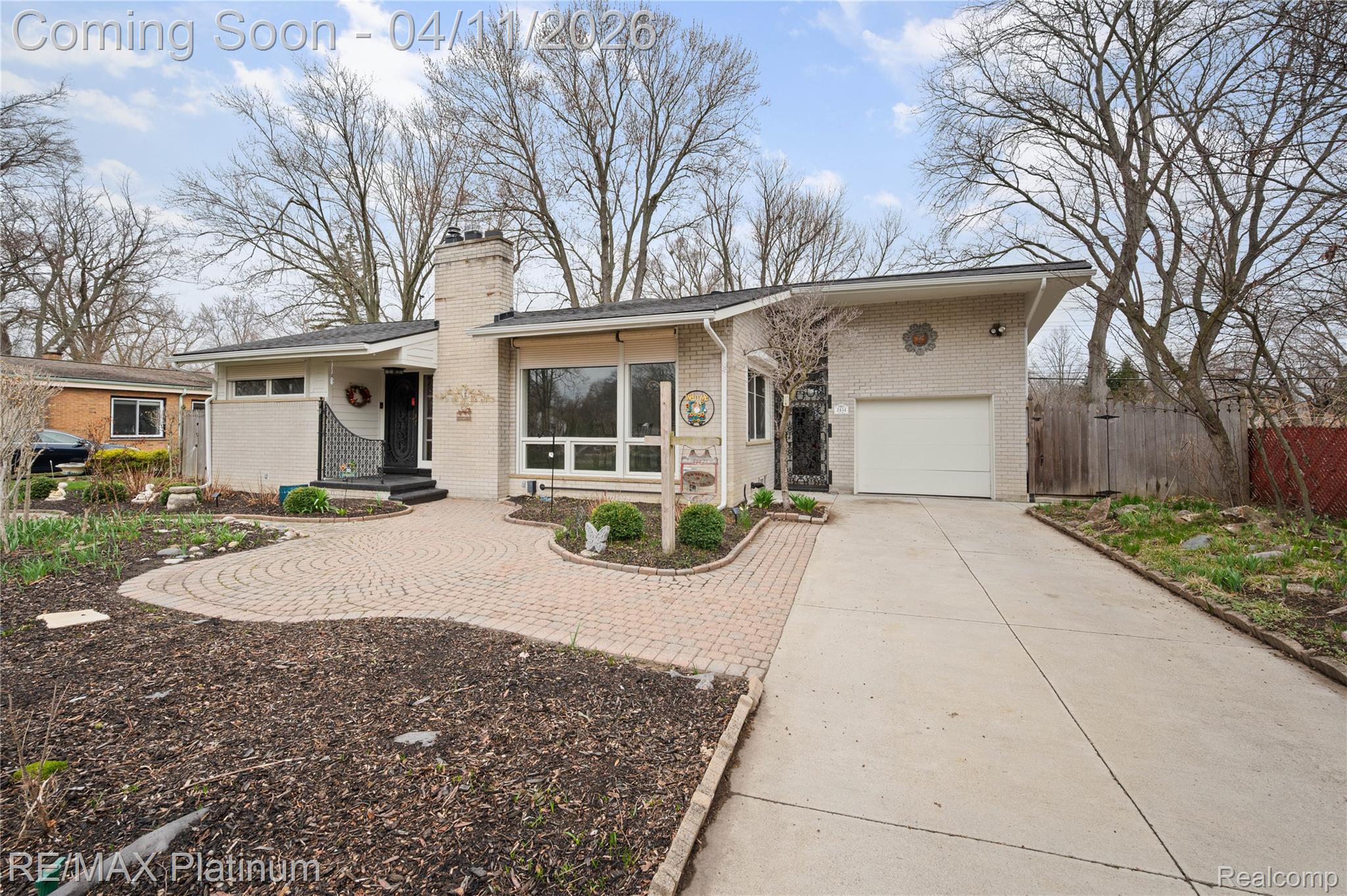 2454 N Middlebelt Road N