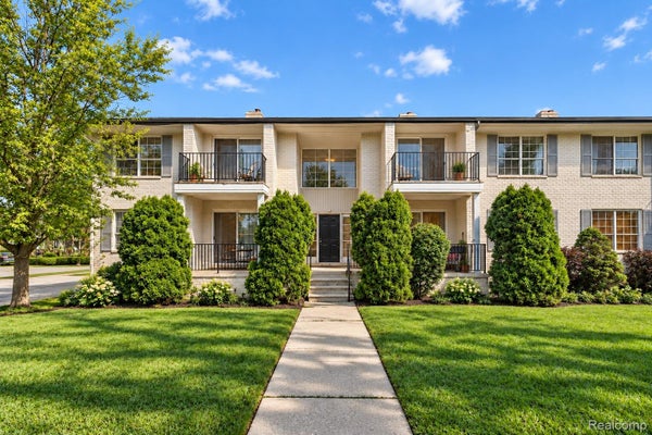1975 AXTELL DR, TROY, MI 48084 - Image a07374b3118eaaf85e8f0bed89bcb892/2195938464