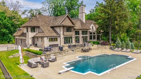 26377 Willowgreen Drive Franklin Village MI 48025