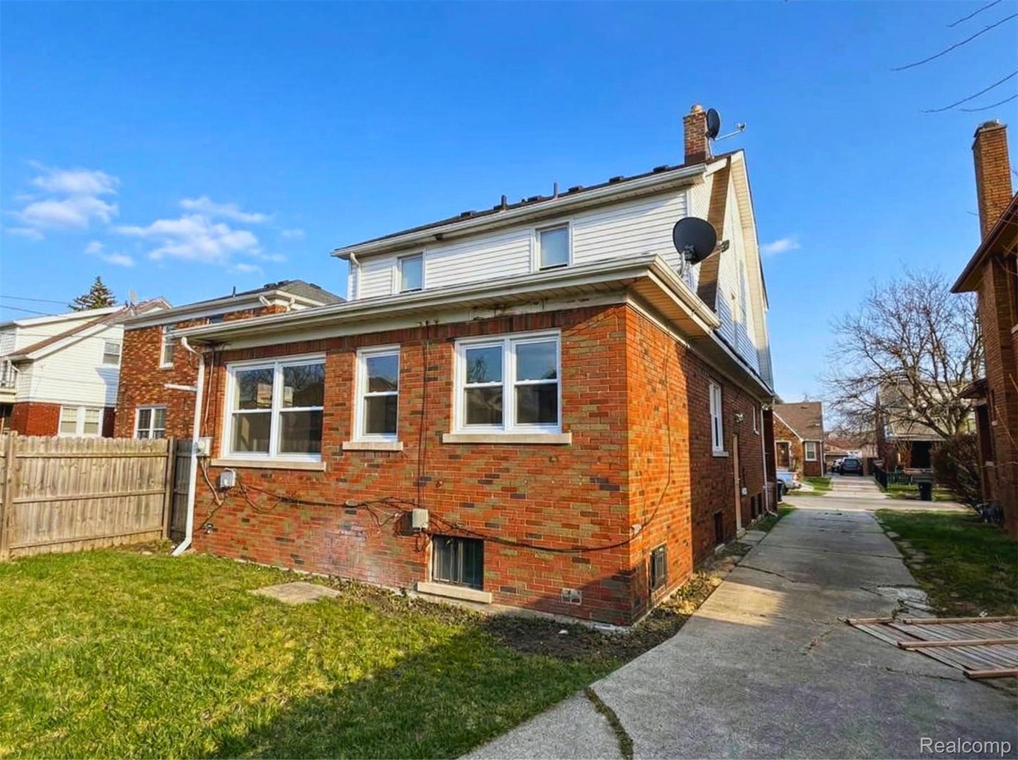 13027 Rosemary Street