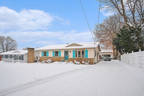 3204 Ipswich Drive NW Walker City MI 49544