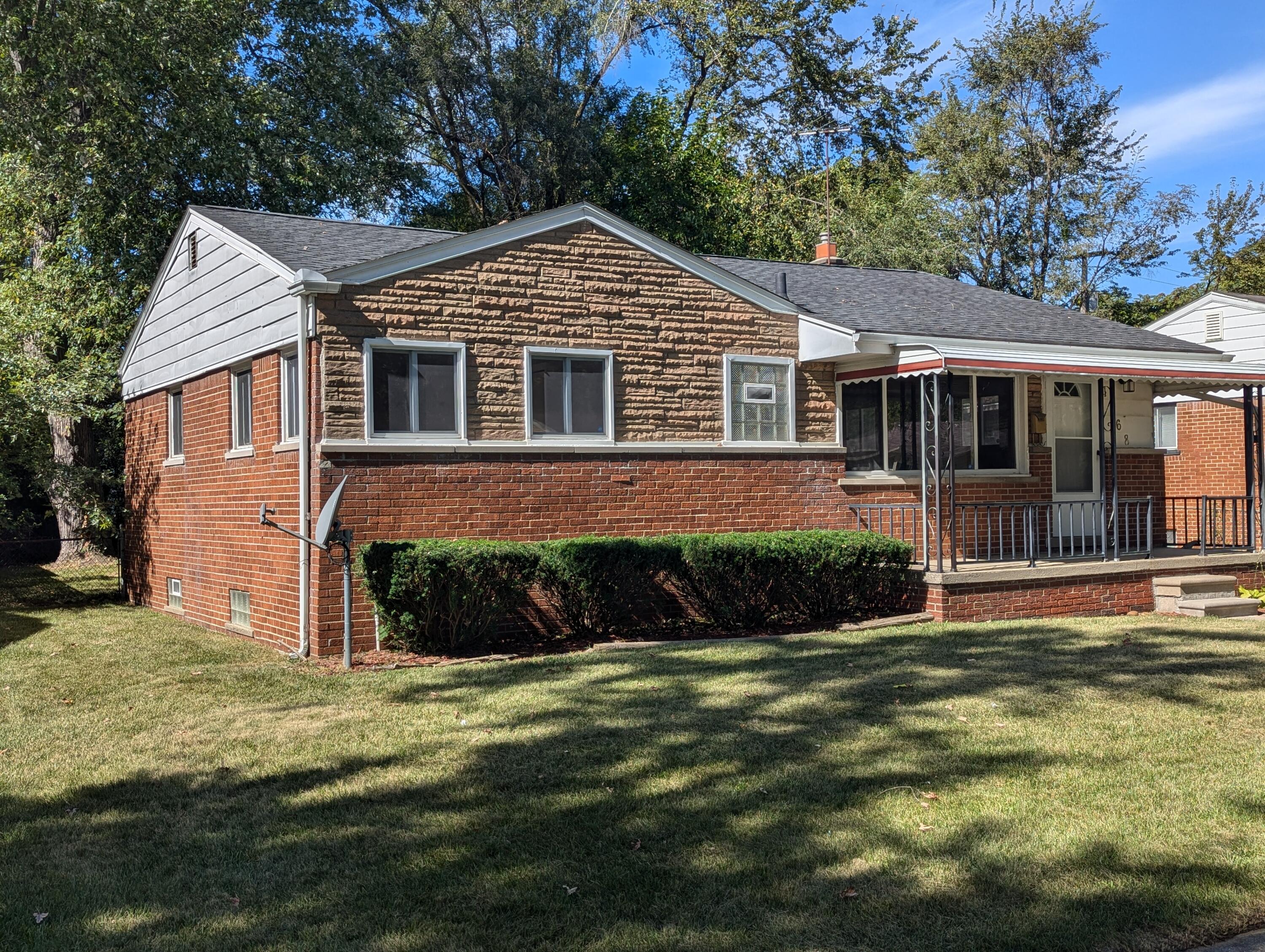 1168 Studebaker Avenue