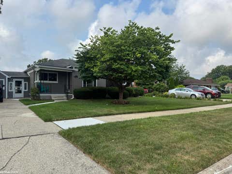Photo of 20124 Maxine Street, St Clair Shores City, MI 48080 (MLS # 58050219069)