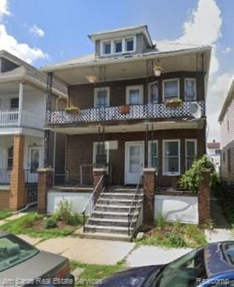 2685 BOTSFORD Street Hamtramck City MI 48212