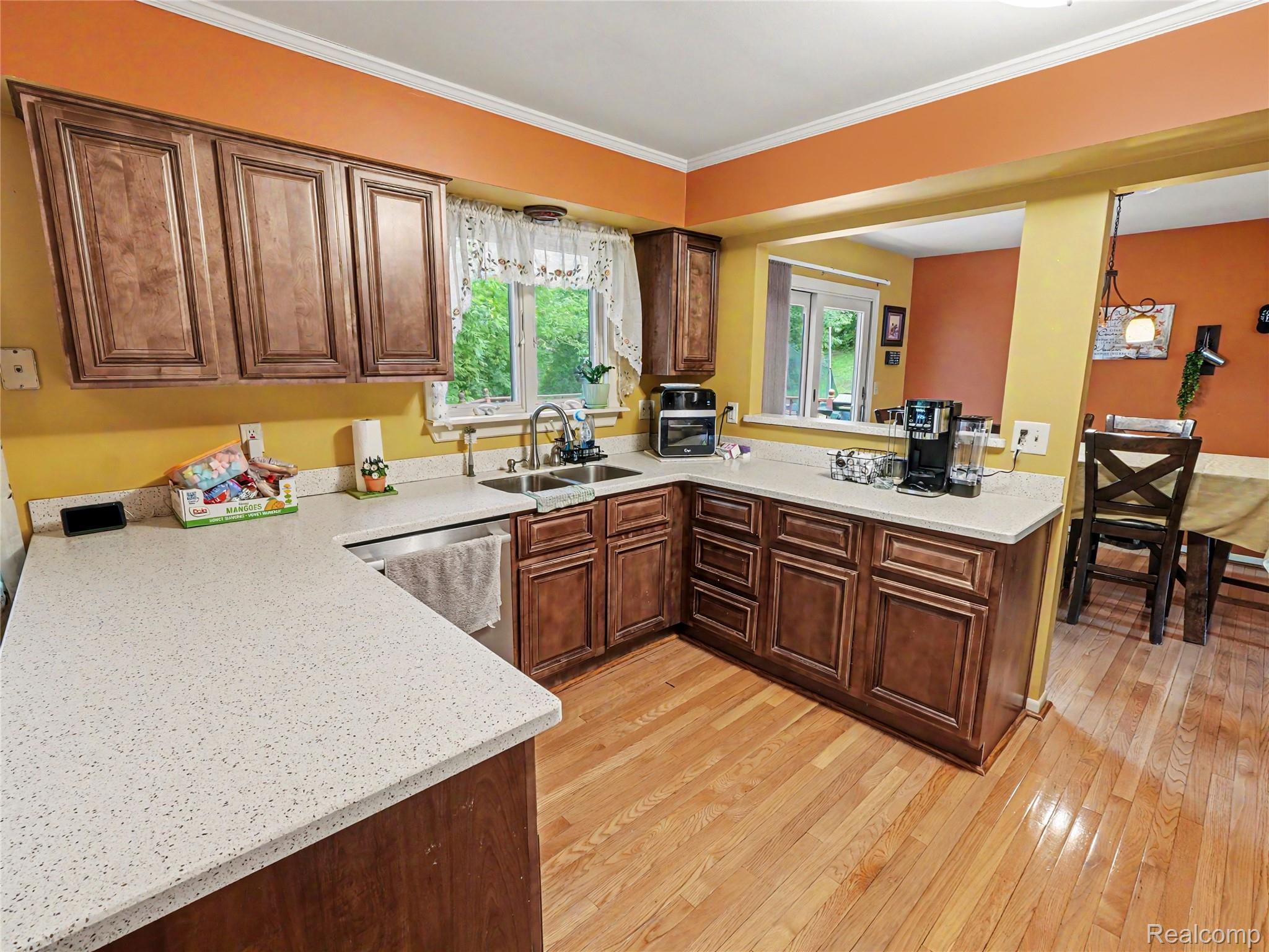 8614 Meadowland Court