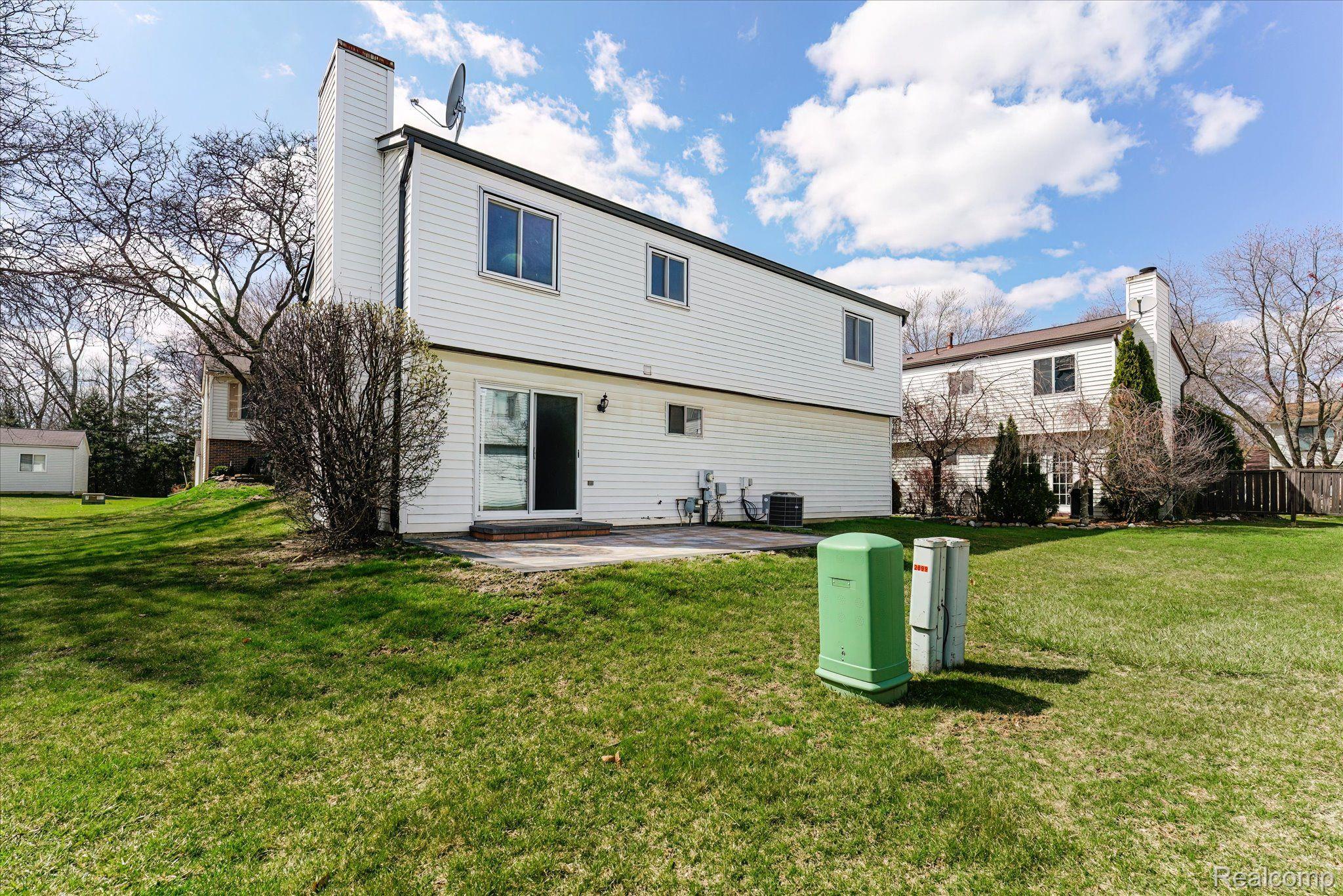 Troy City, Michigan 48083, United States, 3 Bedrooms Bedrooms, ,2 BathroomsBathrooms,Residential,Active,226953