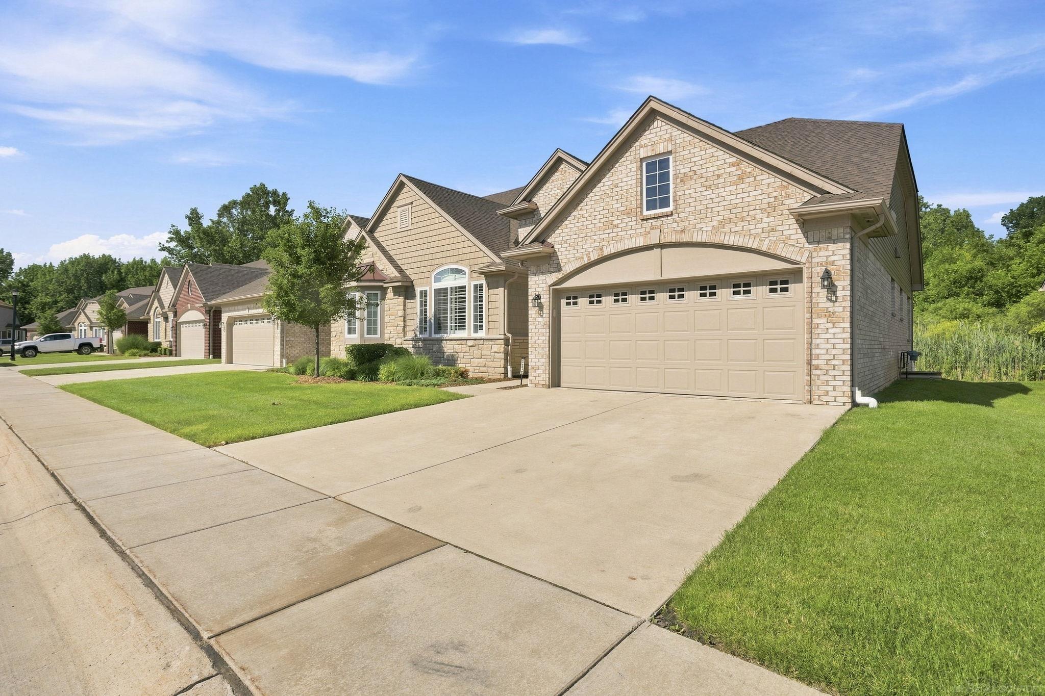 5272 Hawkseye Trace