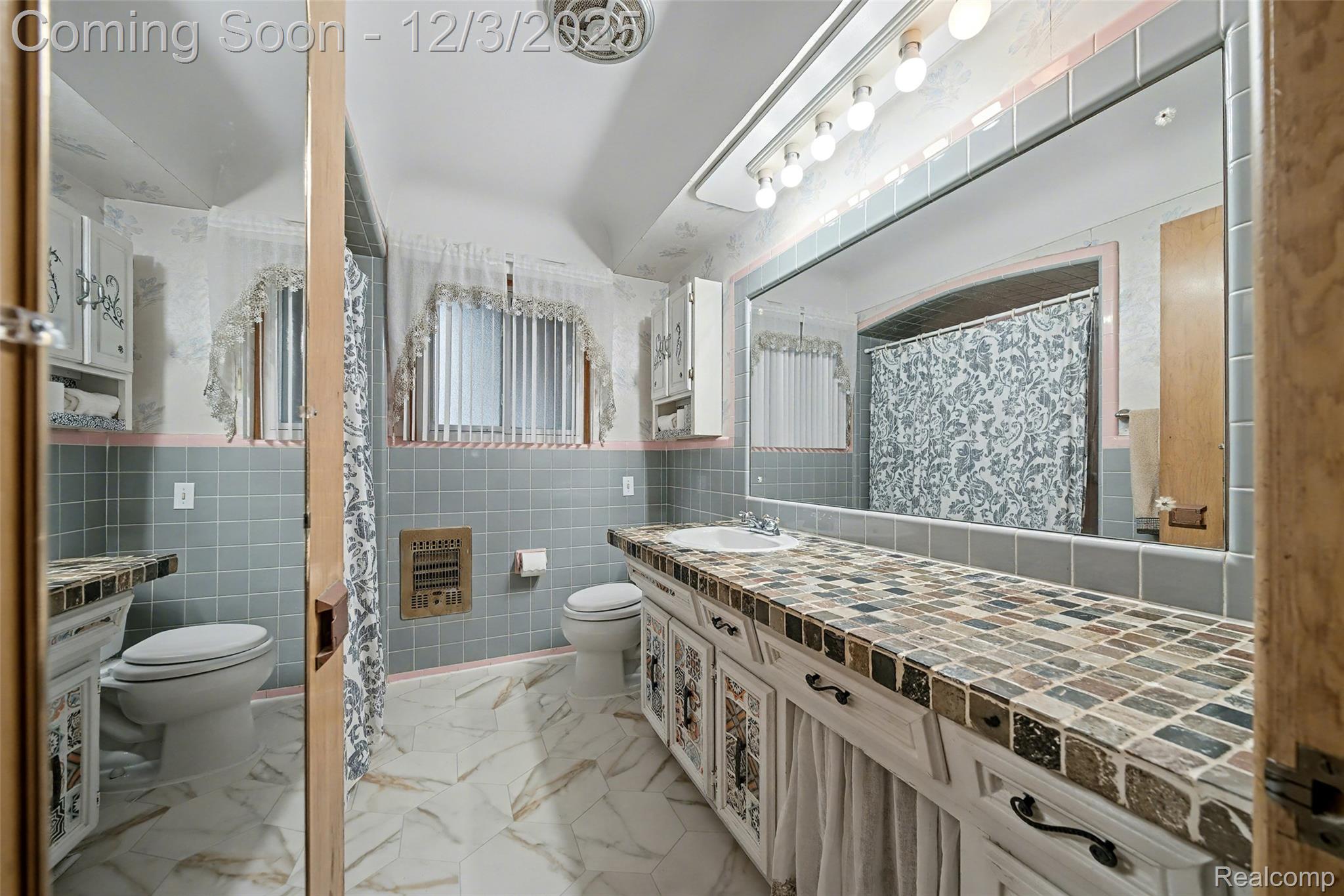 Roseville, Michigan 48066, United States, 3 Bedrooms Bedrooms, ,3 BathroomsBathrooms,Residential,Coming Soon,249498