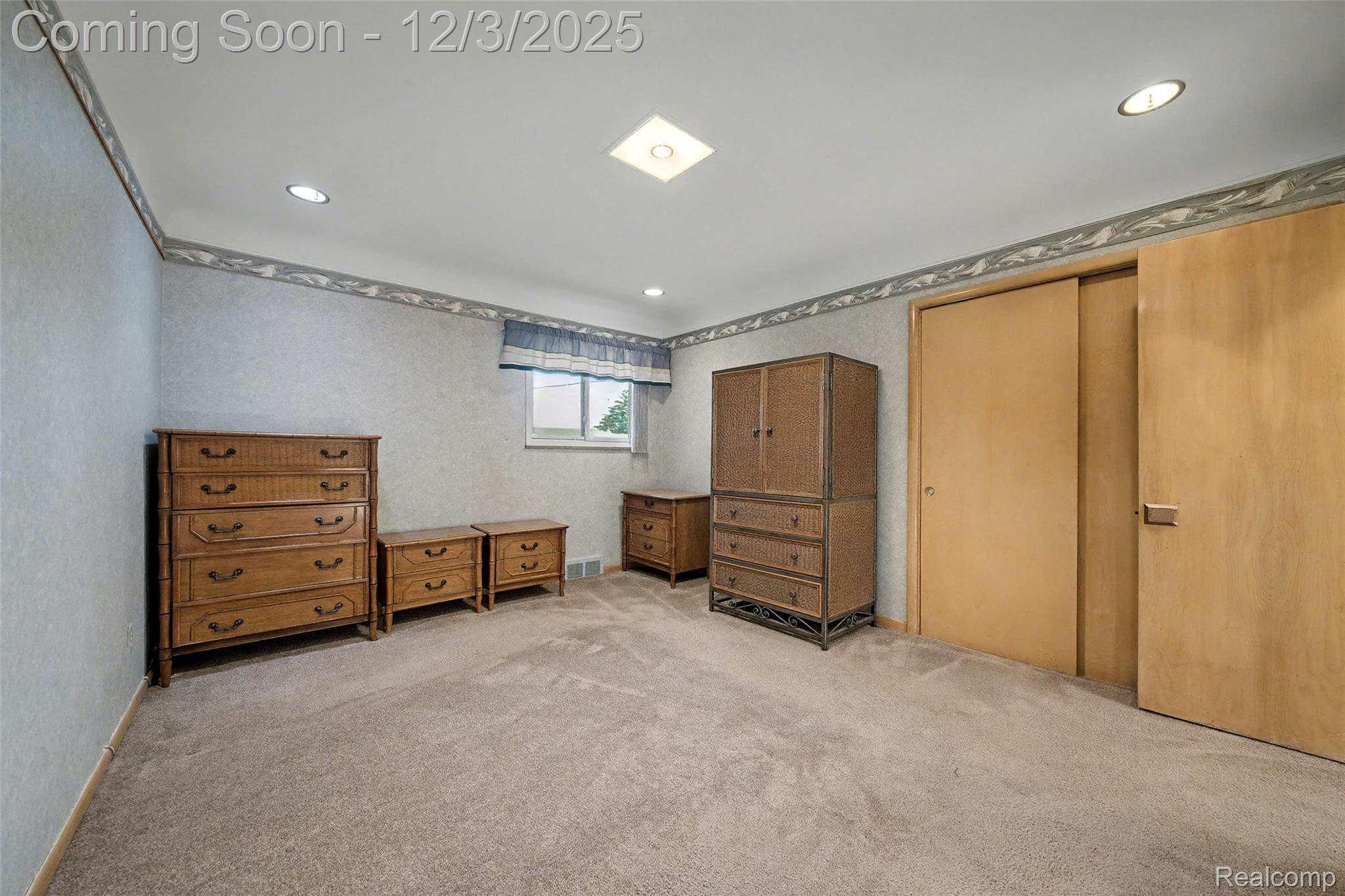 Roseville, Michigan 48066, United States, 3 Bedrooms Bedrooms, ,3 BathroomsBathrooms,Residential,Coming Soon,249498