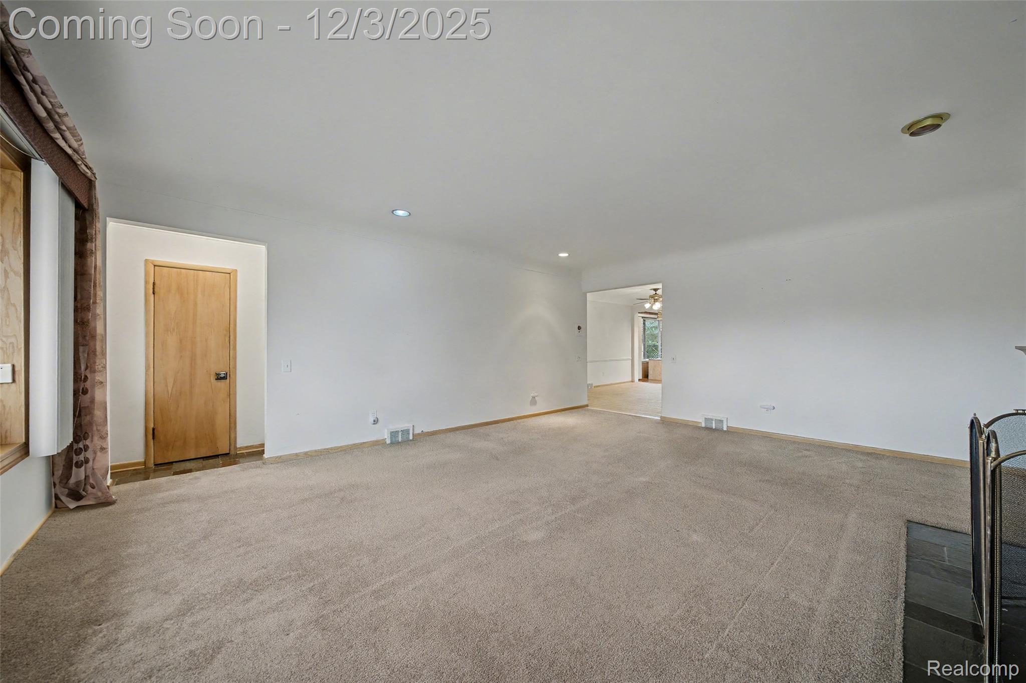 Roseville, Michigan 48066, United States, 3 Bedrooms Bedrooms, ,3 BathroomsBathrooms,Residential,Coming Soon,249498